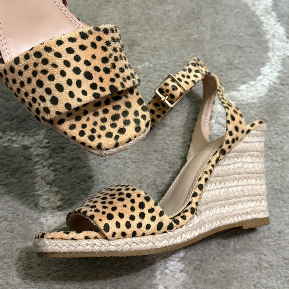 Charlotte Russe leopard espadrille sandal wedge heel Size 7